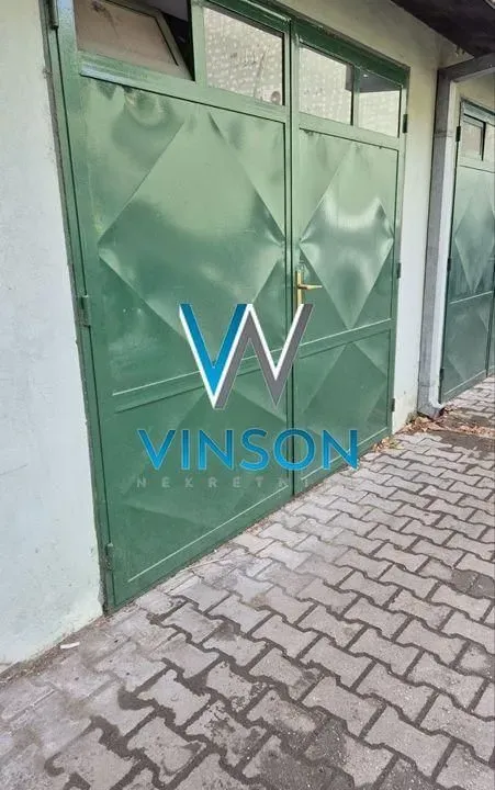 Izdavanje, parking/garaža, 17m², Grbavica, Novi Sad Sve Podlokacije