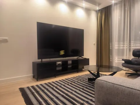 Rent, two bedroom apartment, 75m², Savski Venac, Beograd - image 5