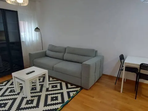 Prodaja, jednosoban stan, 43m², Stari Aerodrom, Podgorica - image 5