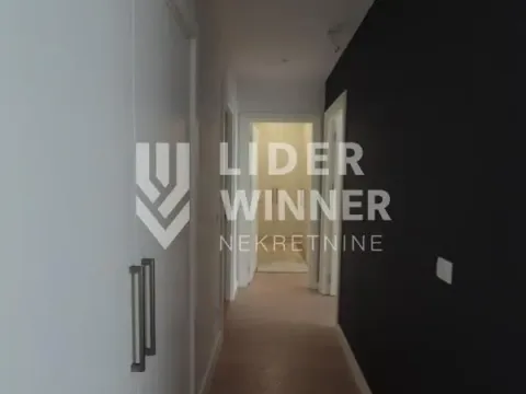 Izdavanje, trosoban stan, 82m², Savski Venac, Beograd - image 14