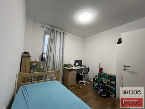 Prodaja, četvorosoban stan, 78m², Lipov gaj, Novi Sad Sve Podlokacije - image 3