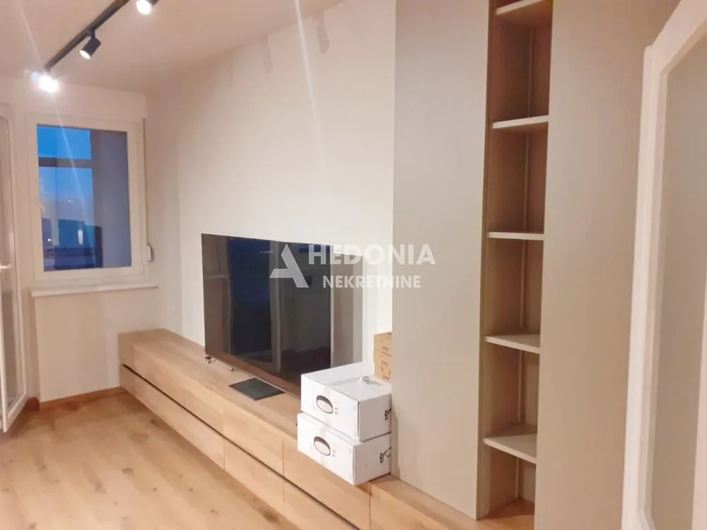 Rent, two bedroom apartment, 66m², Novi Beograd Sve Podlokacije, Beograd