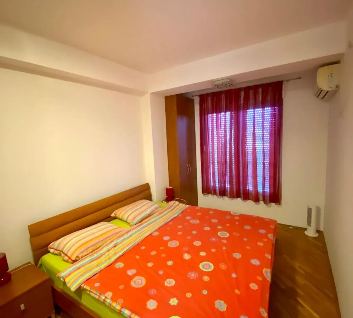 Izdavanje, jednosoban stan, 50m², Preko Morače, Podgorica