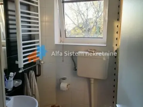 Rent, two bedroom apartment, 50m², Vračar Sve Podlokacije, Beograd - image 11