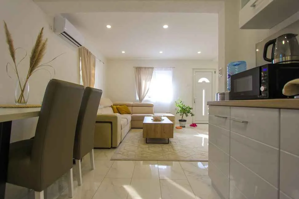 Sale, house, 100m², Dobra Voda, Bar