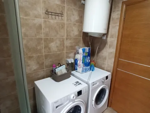 Izdavanje, dvosoban stan, 70m², Zabjelo, Podgorica - image 16