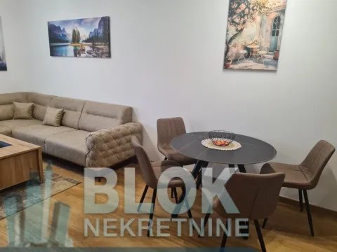 Izdavanje, jednosoban stan, 47m², New City, Podgorica - image 7