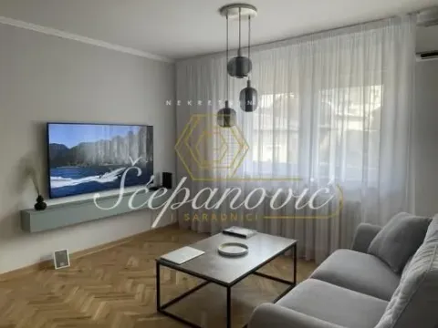 Prodaja, dvosoban stan, 55m², Stari grad, Novi Sad - image 2
