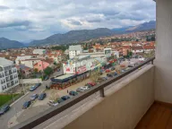 Izdavanje, dvosoban stan, 63m², Stari Aerodrom, Podgorica - image 11