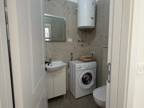 Rent, one bedroom apartment, 37m², Bonići, Tivat - image 6