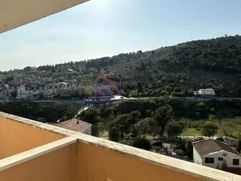 Izdavanje, jednosoban stan, 45m², City Kej, Podgorica - image 1