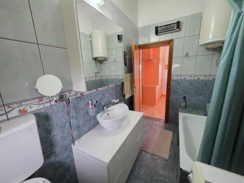 Rent, two bedroom apartment, 85m², Momišići, Podgorica - image 16