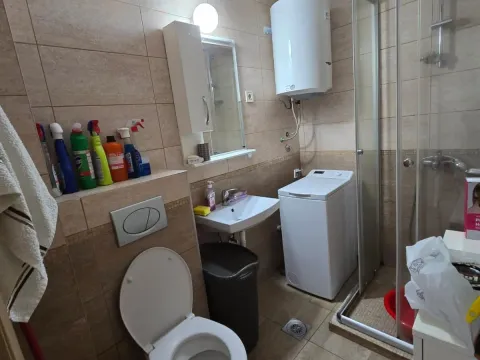 Rent, apartment, 56m², Kotor, Crna Gora - image 10