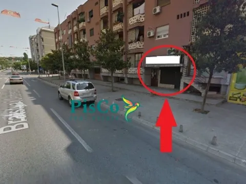 Izdavanje, poslovni prostor, 10m², Podgorica, Crna Gora - image 2