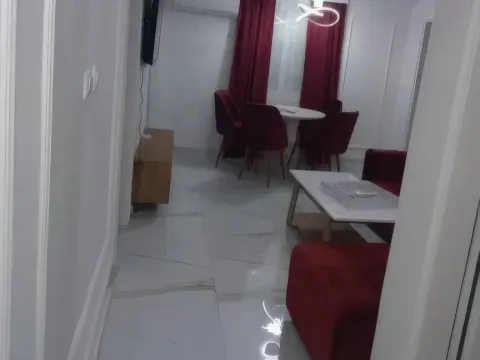 Izdavanje, dvosoban stan, 60m², Centar, Budva - image 9