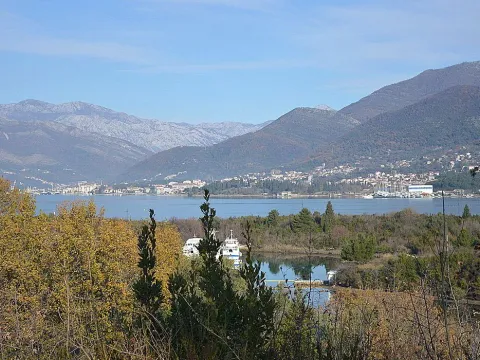 Sale, land lot, 2466m², Tivat, Crna Gora