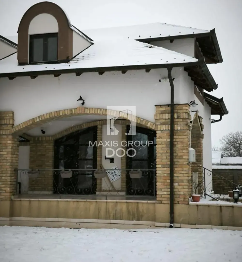 Prodaja, stan, 1080m², Surduk, Stara Pazova