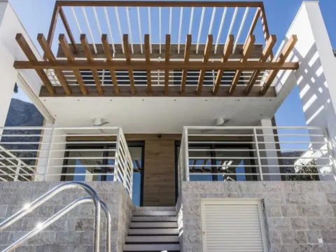 Sale, house, 371m², Stoliv, Kotor - image 14