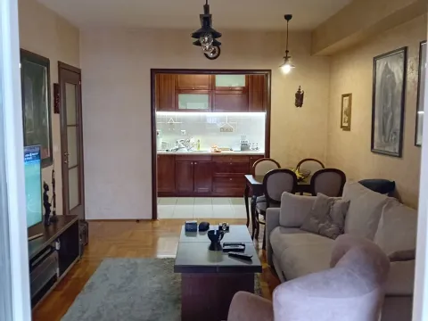 Prodaja, dvosoban stan, 79m², City Kvart, Podgorica - image 2