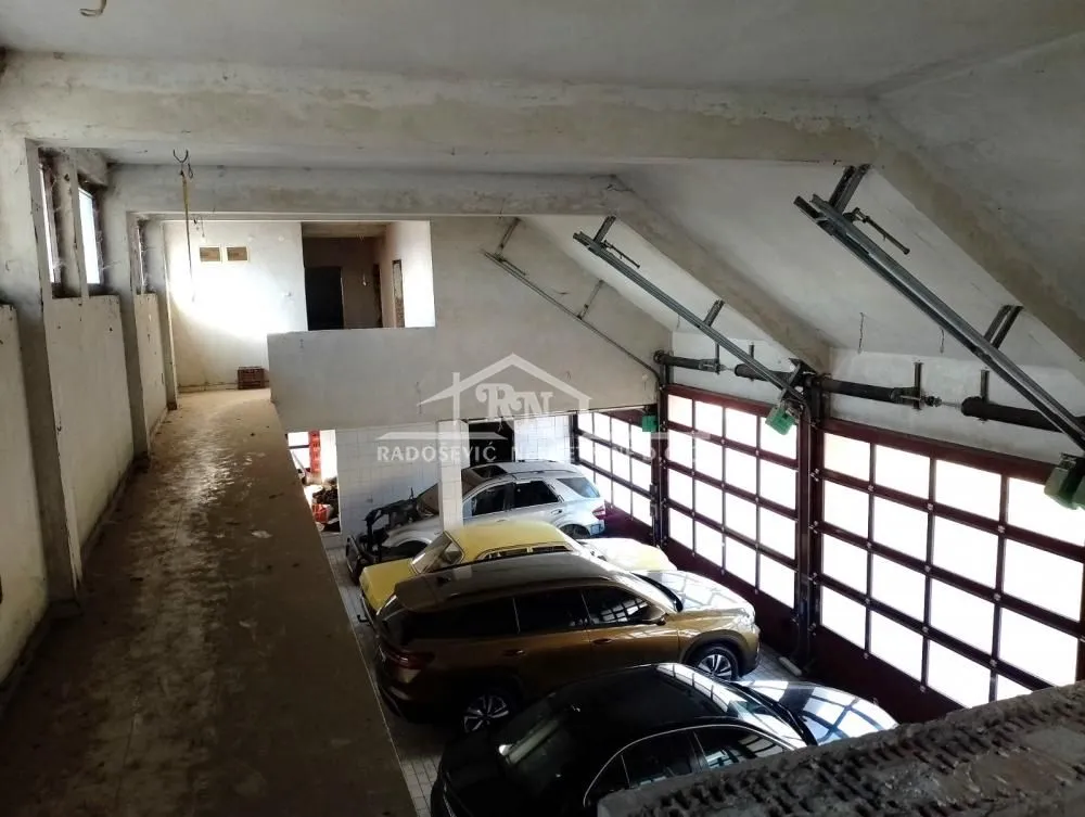 Rent, office space, 475m², Batajnica, Beograd