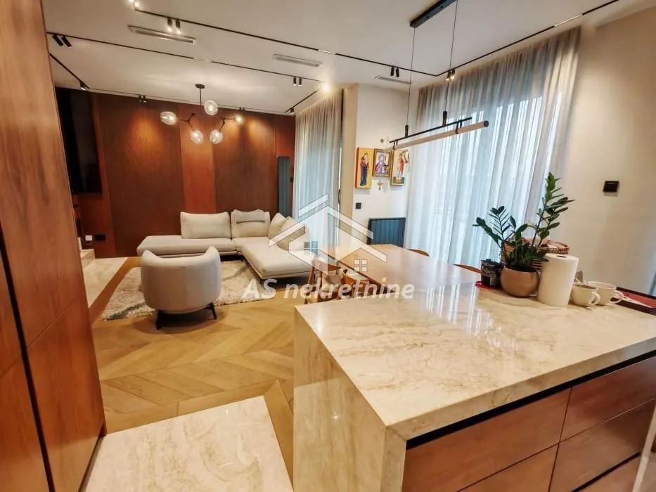 Prodaja, stan, 113m², Savski Venac, Beograd