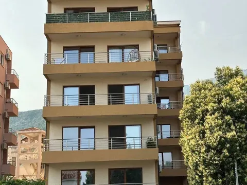 Sale, three bedroom apartment, 85m², Budva, Crna Gora - image 21