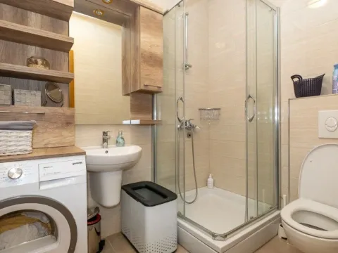 Prodaja, dvosoban stan, 63m², City Kvart, Podgorica - image 10