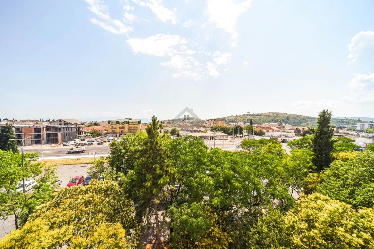 Prodaja, trosoban stan, 100m², Zabjelo, Podgorica