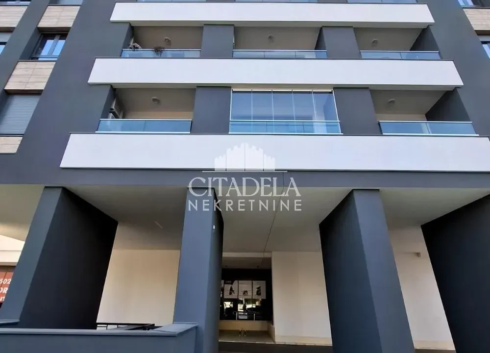 Rent, office space, 85m², Voždovac Sve Podlokacije, Beograd