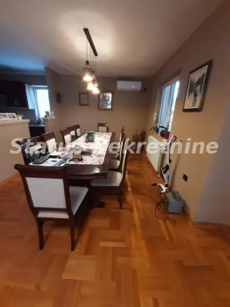Sale, house, 582m², Tatarsko brdo, Petrovaradin