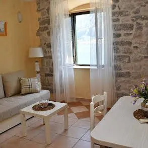 Sale, hospitality venue, 420m², Prčanj, Kotor - image 2