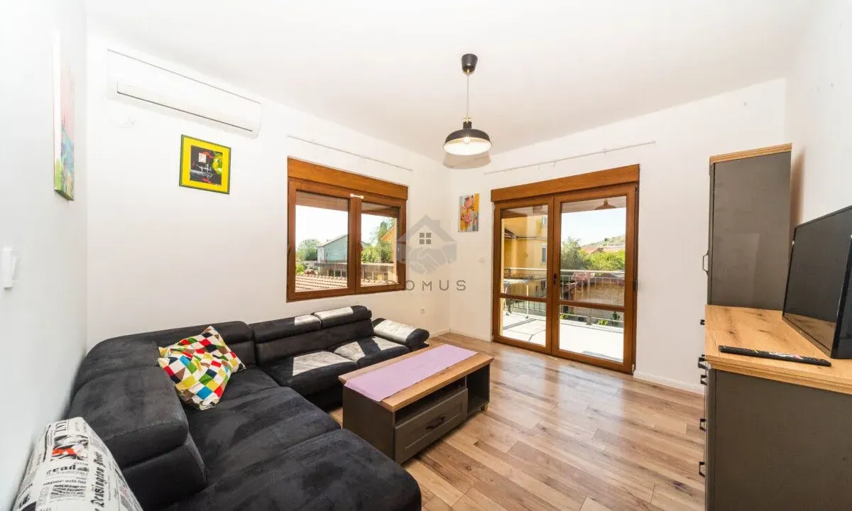 Rent, two bedroom apartment, 80m², Gornja Gorica, Podgorica