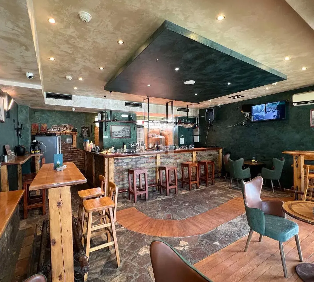 Izdavanje, poslovni prostor, 120m², Spuž, Danilovgrad