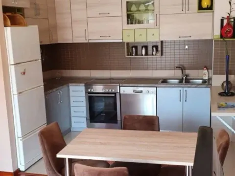 Rent, two bedroom apartment, 72m², City Kvart, Podgorica - image 6