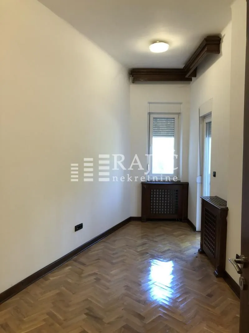 Rent, office space, 82m², Stari Grad, Beograd