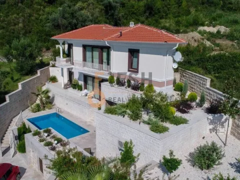 Prodaja, kuća, 240m², Tivat, Crna Gora - image 24