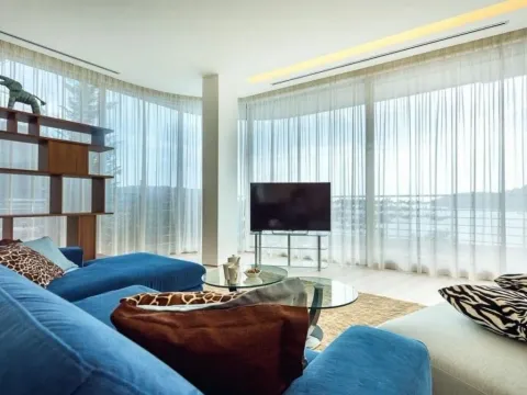 Sale, two bedroom apartment, 170m², Budva, Crna Gora - image 4