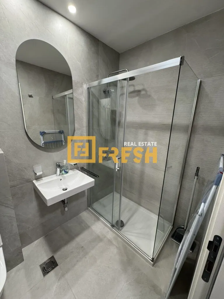 Izdavanje, jednosoban stan, 49m², City Kvart, Podgorica