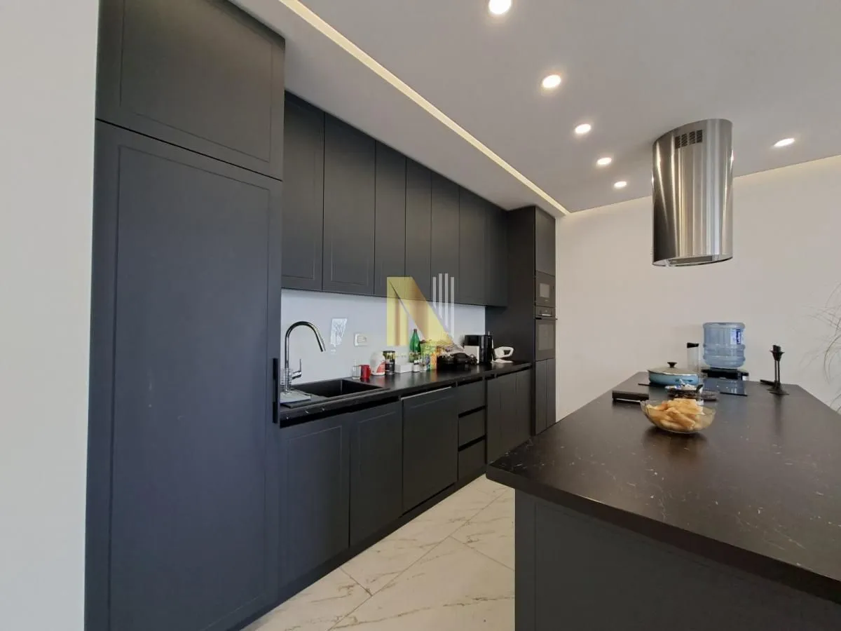 Prodaja, kuća, 230m², Tatarsko brdo, Petrovaradin