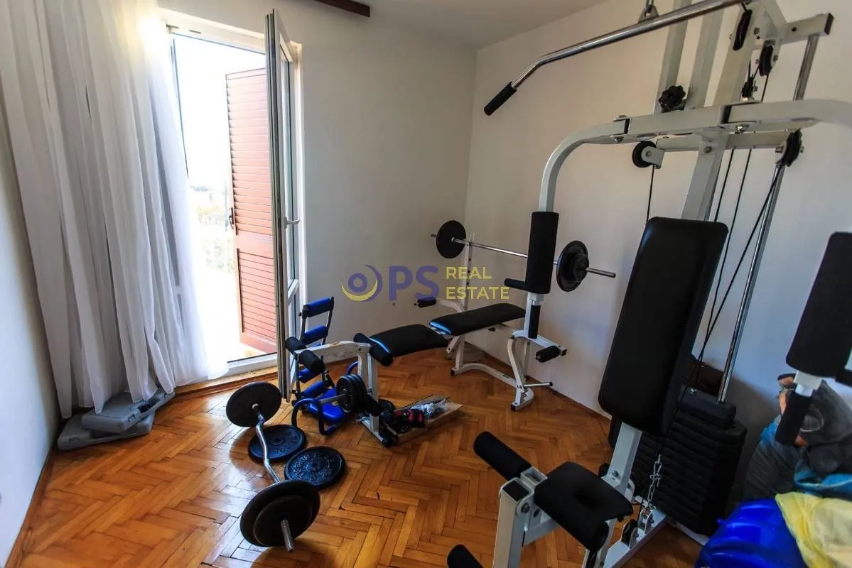 Sale, house, 300m², Bar, Crna Gora