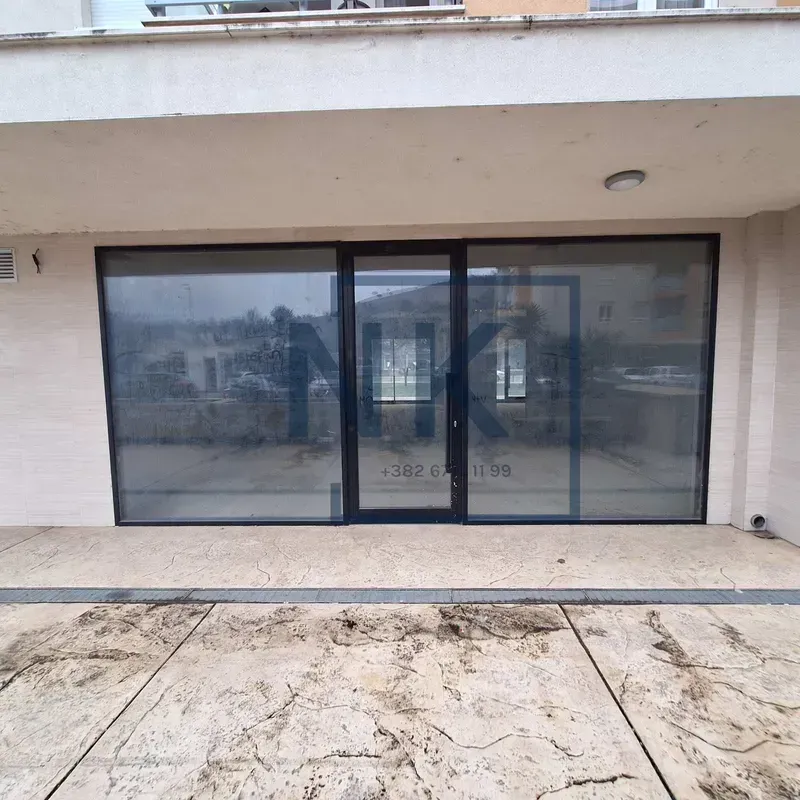 Rent, office space, 175m², City Kej, Podgorica