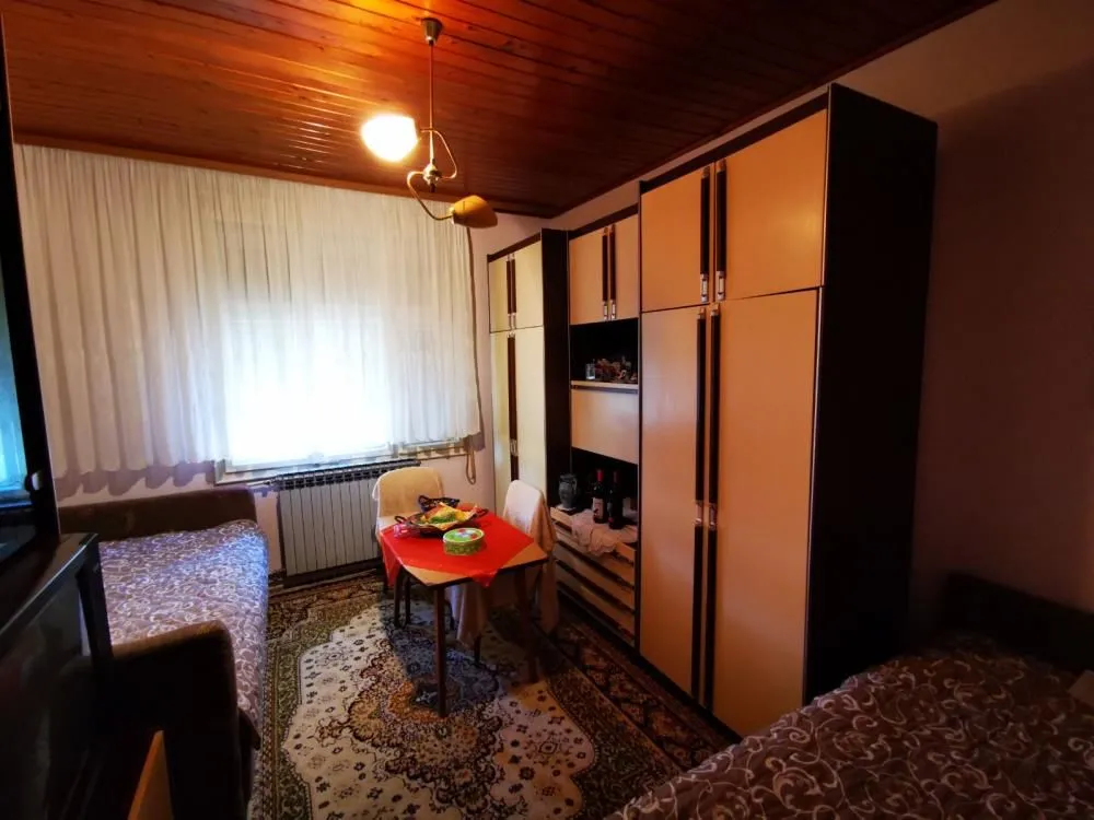 Prodaja, kuća, 130m², Centar, Jagodina