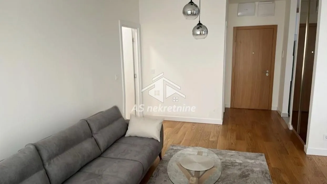 Izdavanje, dvosoban stan, 67m², Novi Beograd Sve Podlokacije, Beograd
