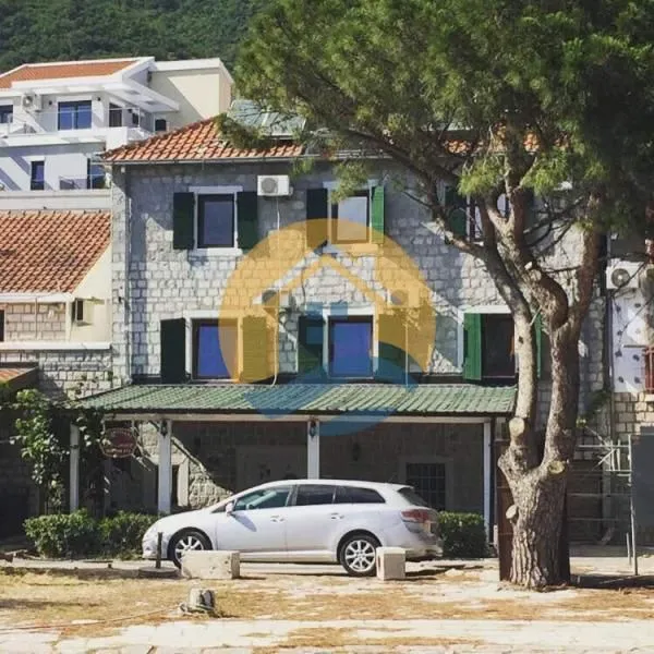 Sale, hospitality venue, 450m², Đenovići, Herceg Novi