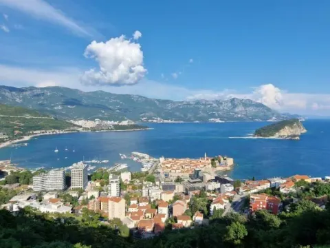 Prodaja, dvosoban stan, 122m², Budva, Crna Gora