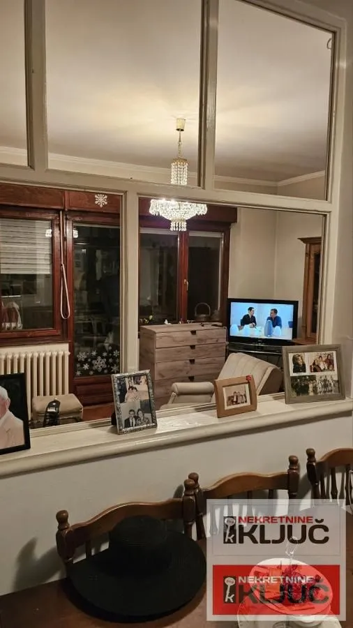 Prodaja, dvosoban stan, 57m², Grbavica, Novi Sad Sve Podlokacije