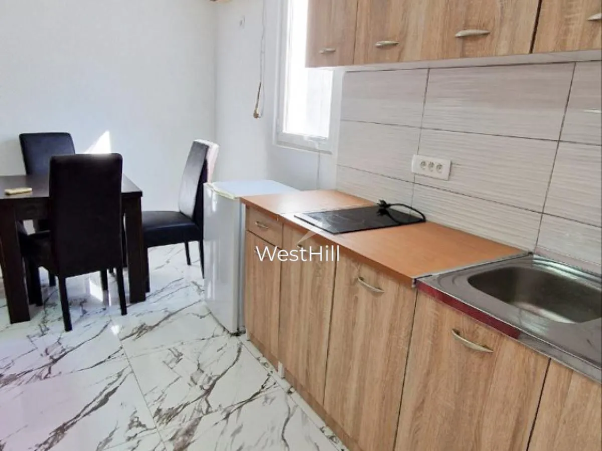 Prodaja, dvosoban stan, 68m², Sutomore, Bar
