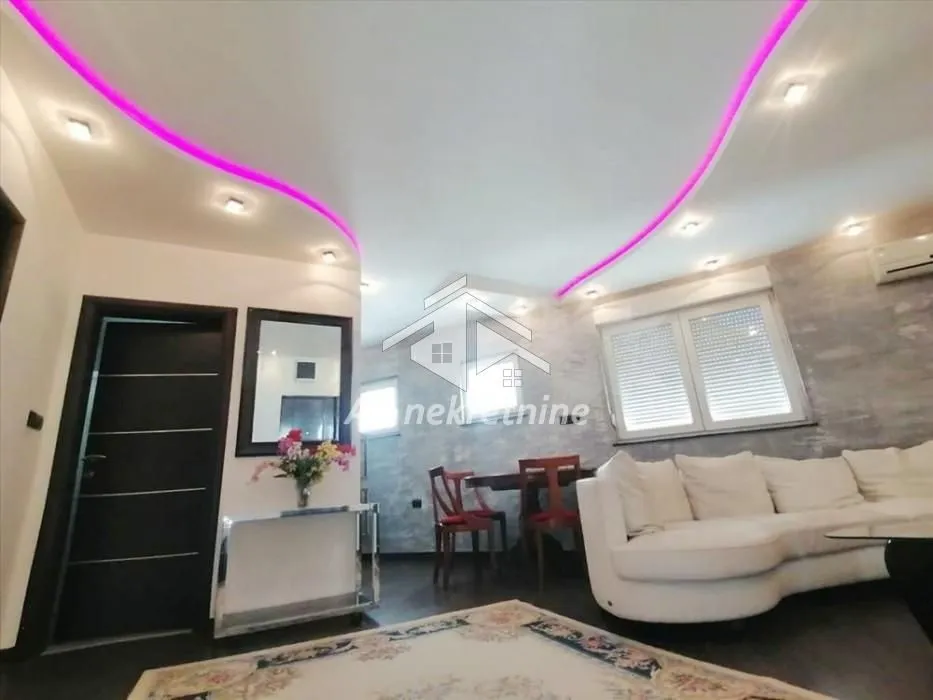 Izdavanje, dvosoban stan, 53m², Lekino Brdo, Voždovac Sve Podlokacije