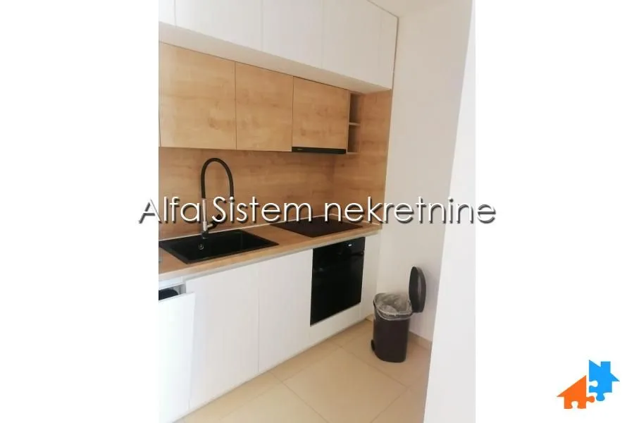 Izdavanje, trosoban stan, 69m², Sarajevska, Beograd
