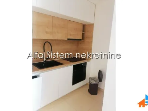 Izdavanje, trosoban stan, 69m², Savski Venac, Beograd - image 10